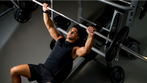 Incline Bench Press Nedir? Nasıl Yapılır?